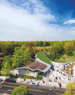 WEISS/MANFREDI's Brooklyn Botanic Garden Visitor Center; photo by Albert Vecerka