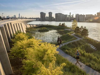 WEISS/MANFREDI's Hunter's Point South Waterfront Park; photo by David Lloyd