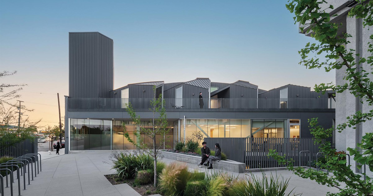 UCLA Architecture and Urban Design | Georgina Huljich and Patterns