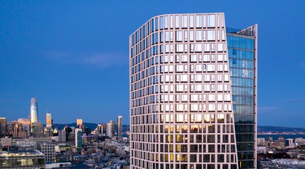 Image of building as part of the San Francisco skyline